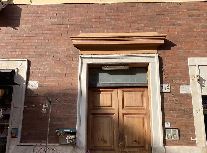 Old Bakery & Apartment Rom